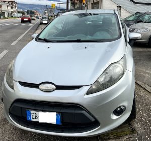 Ford Fiesta  1.4 68 CV Diesel Titanium Ok Neo Patentati