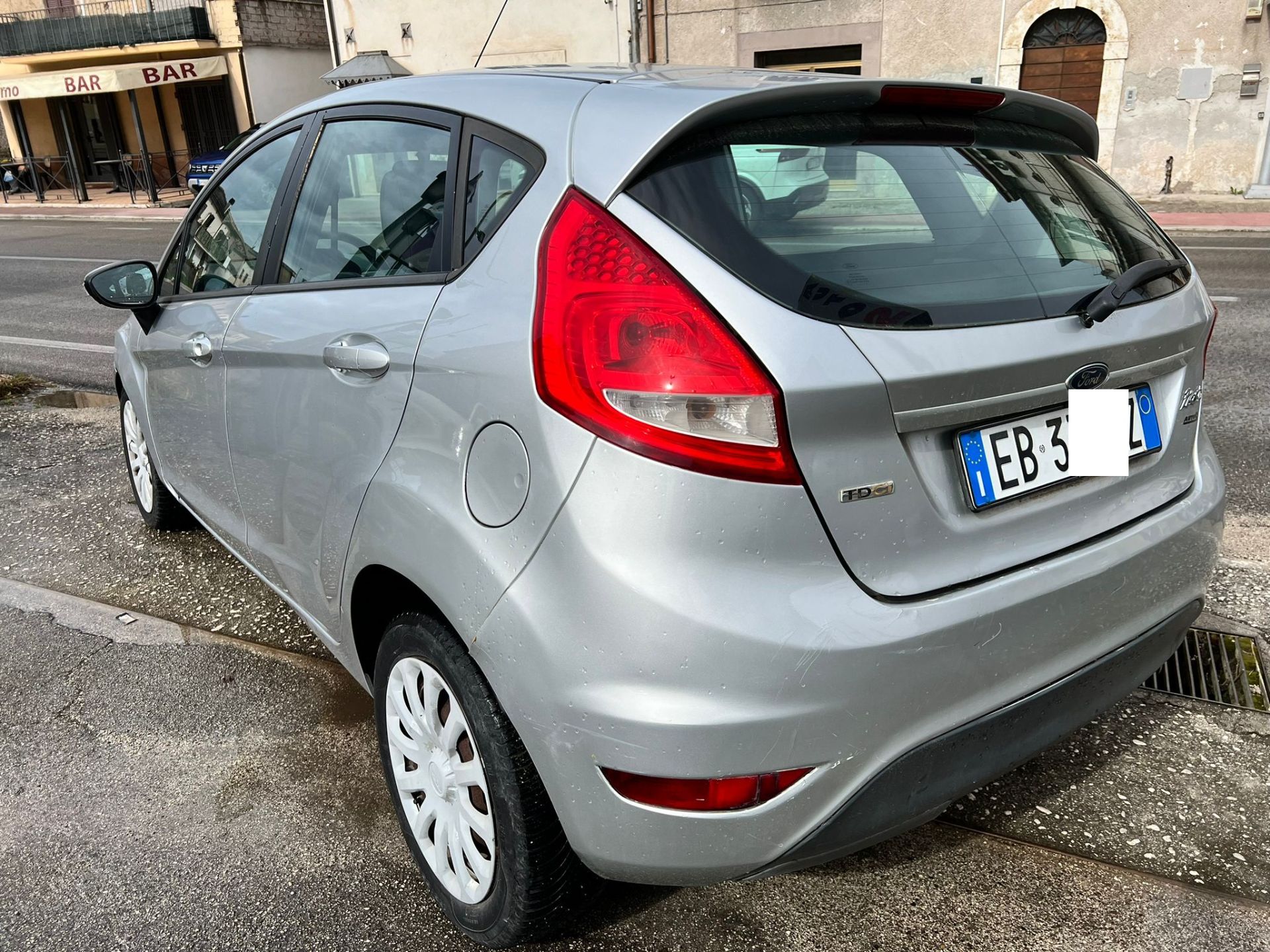 Ford Fiesta  1.4 68 CV Diesel Titanium Ok Neo Patentati