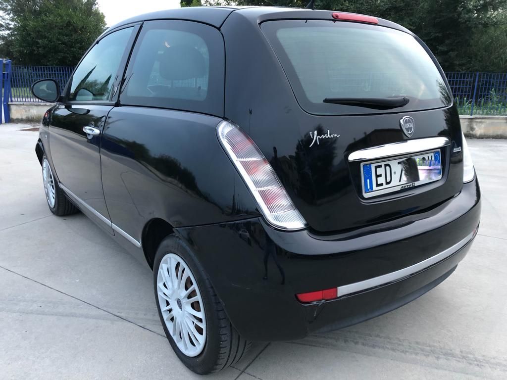 Lancia Ypsilon  1.3 75 cv Diesel/Mjet Platino