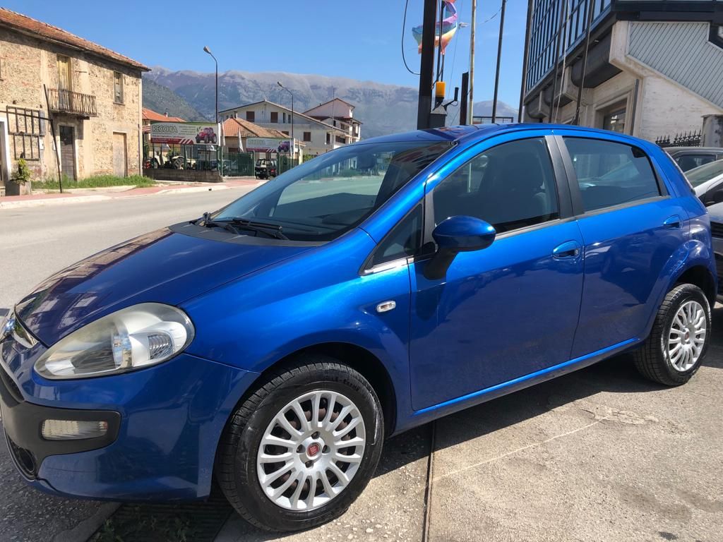 Fiat Punto Evo  1.4 80 cv Benzina/Metano Dynamik