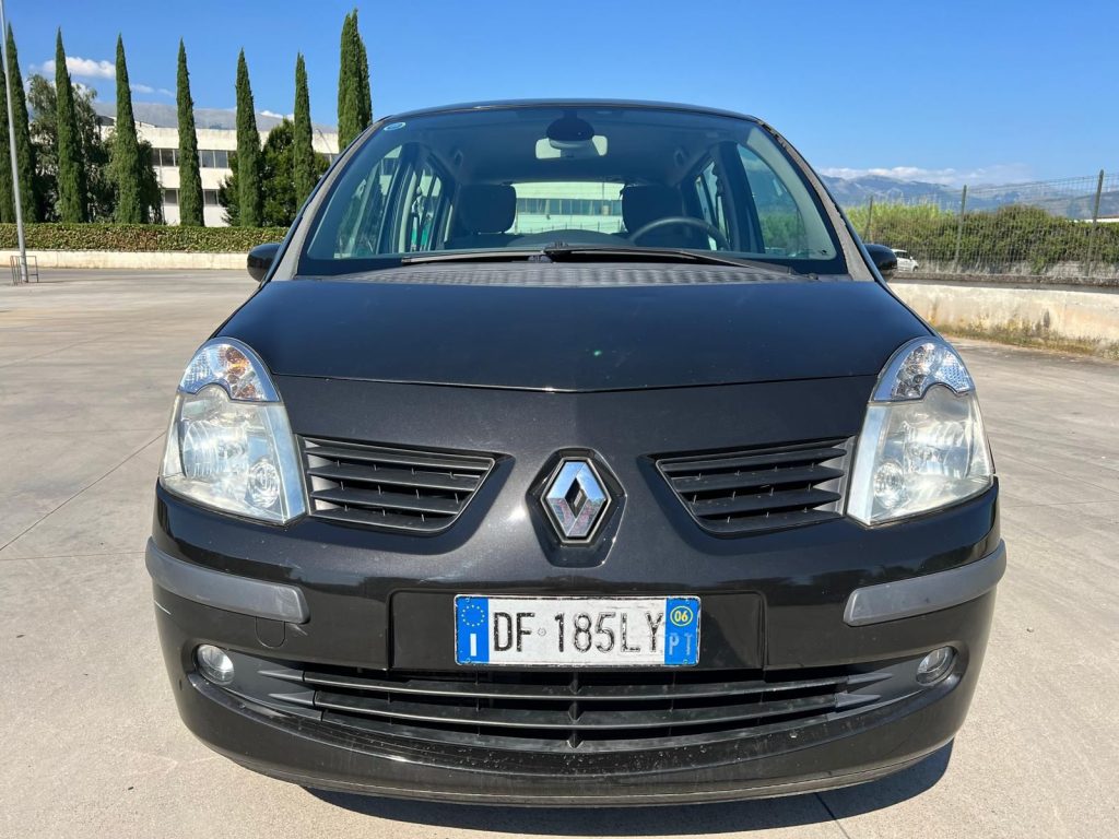 Renault Modus  1.5 85 cv Diesel Automatica/Saint Tropez