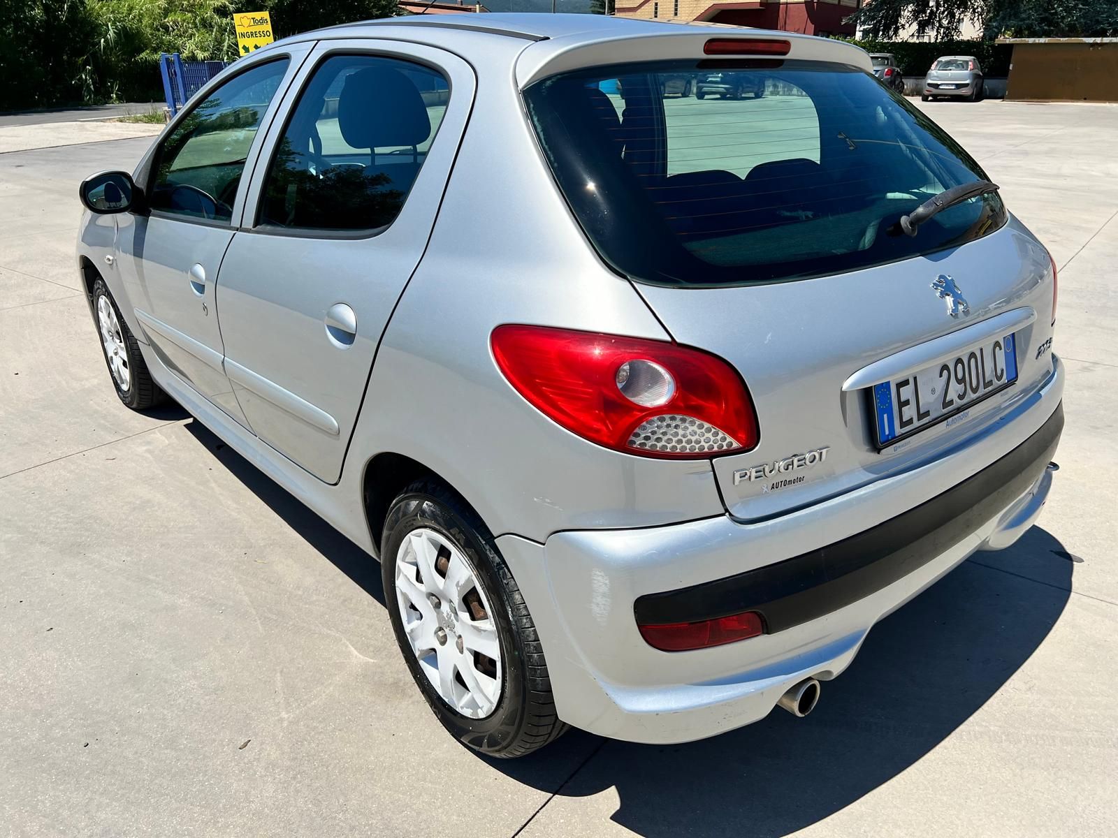 Peugeot 206  1.1 60 cv Benzina Gpl