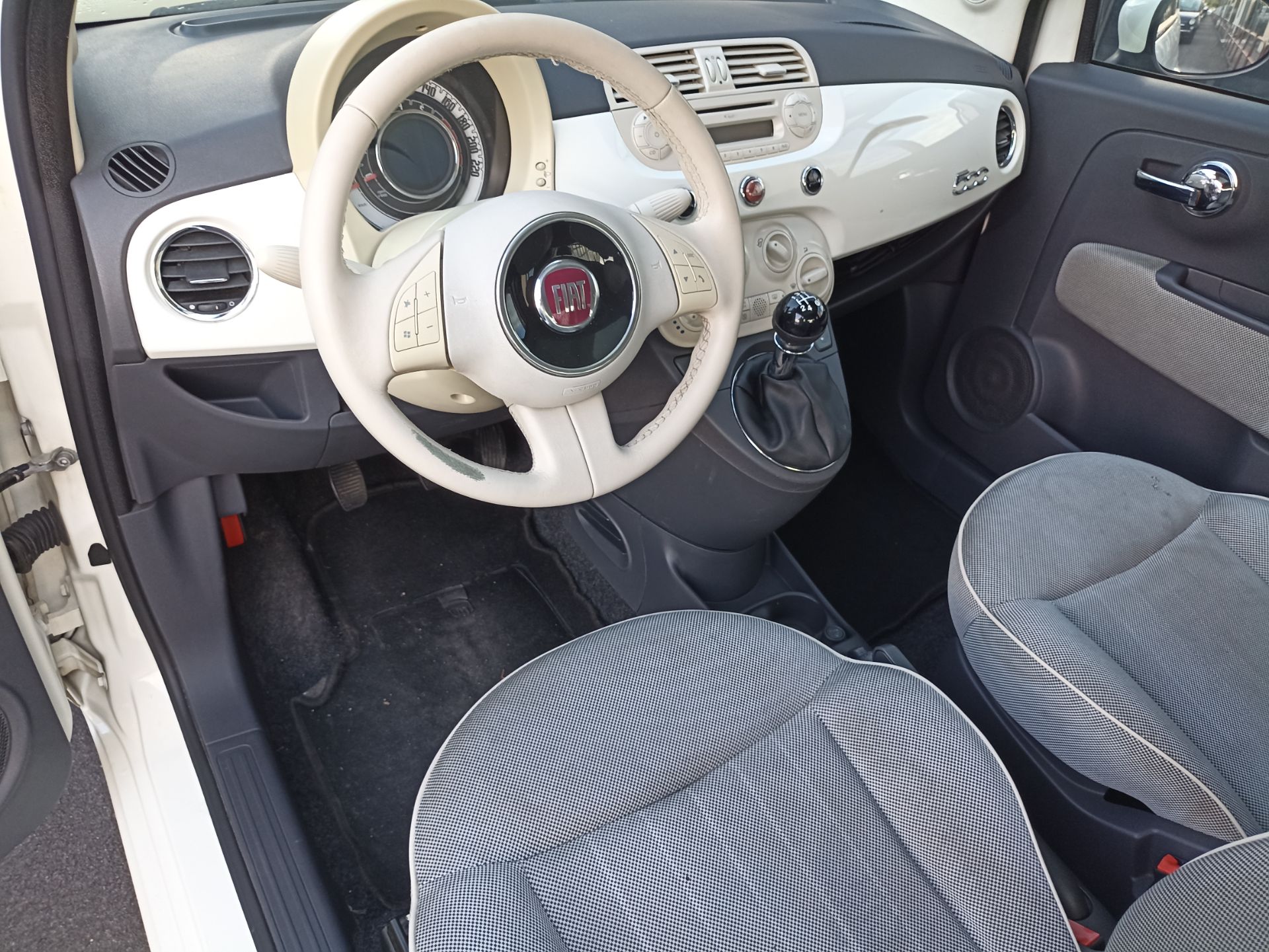 Fiat 500  1.2 70 cv Benzina Lounge Ok Neopatentati