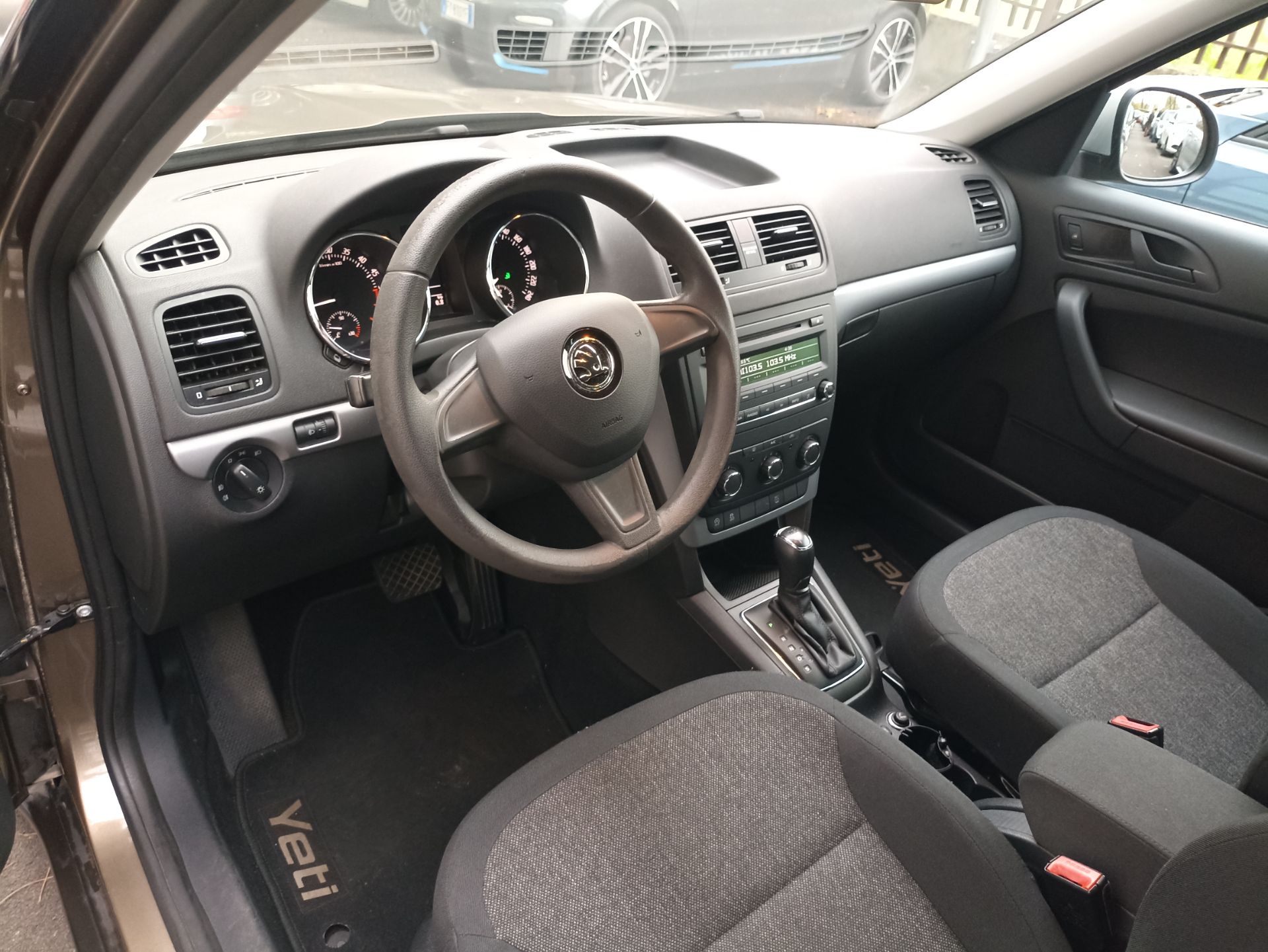 Skoda Yeti  1.6 Tdi 105 cv Diesel Outdoor Dsg GreenLine Aut.