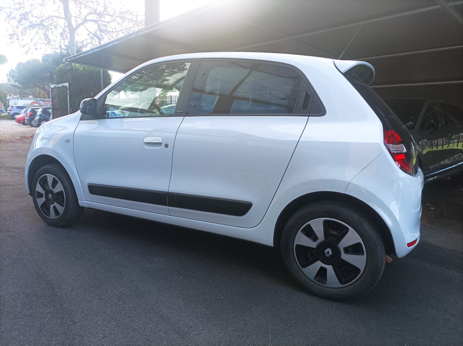 Renault Twingo  1.0 69 cv Benzina Ok Neopatentati