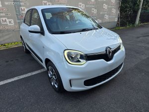 Renault Twingo  1.0 69 cv Benzina LIMITED LED Ok Neopatentati