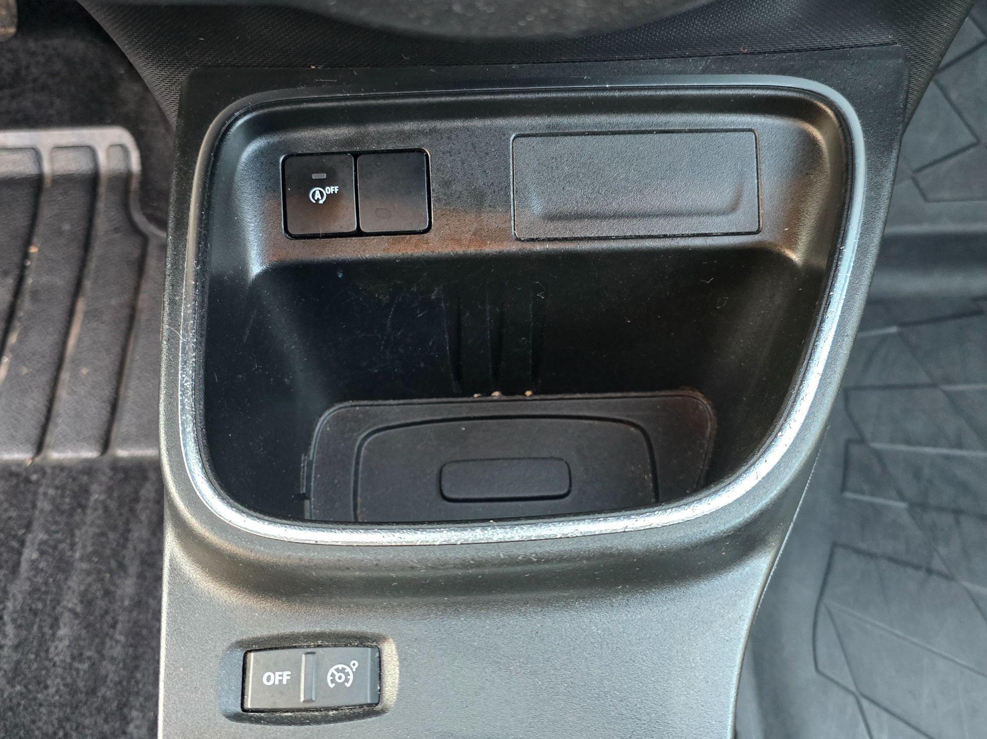 Renault Twingo  1.0 69 cv Benzina LIMITED LED Ok Neopatentati