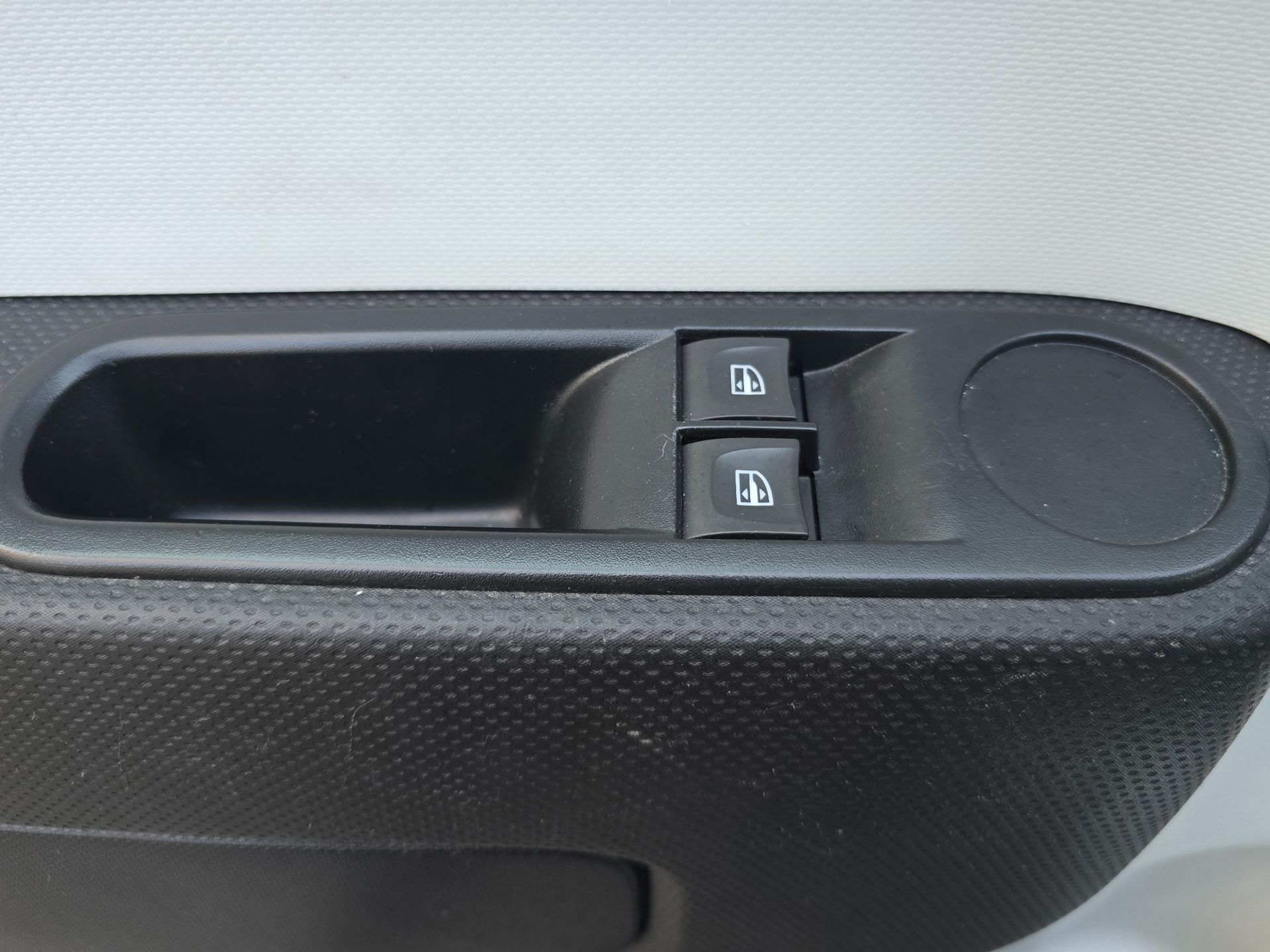 Renault Twingo  1.0 69 cv Benzina LIMITED LED Ok Neopatentati