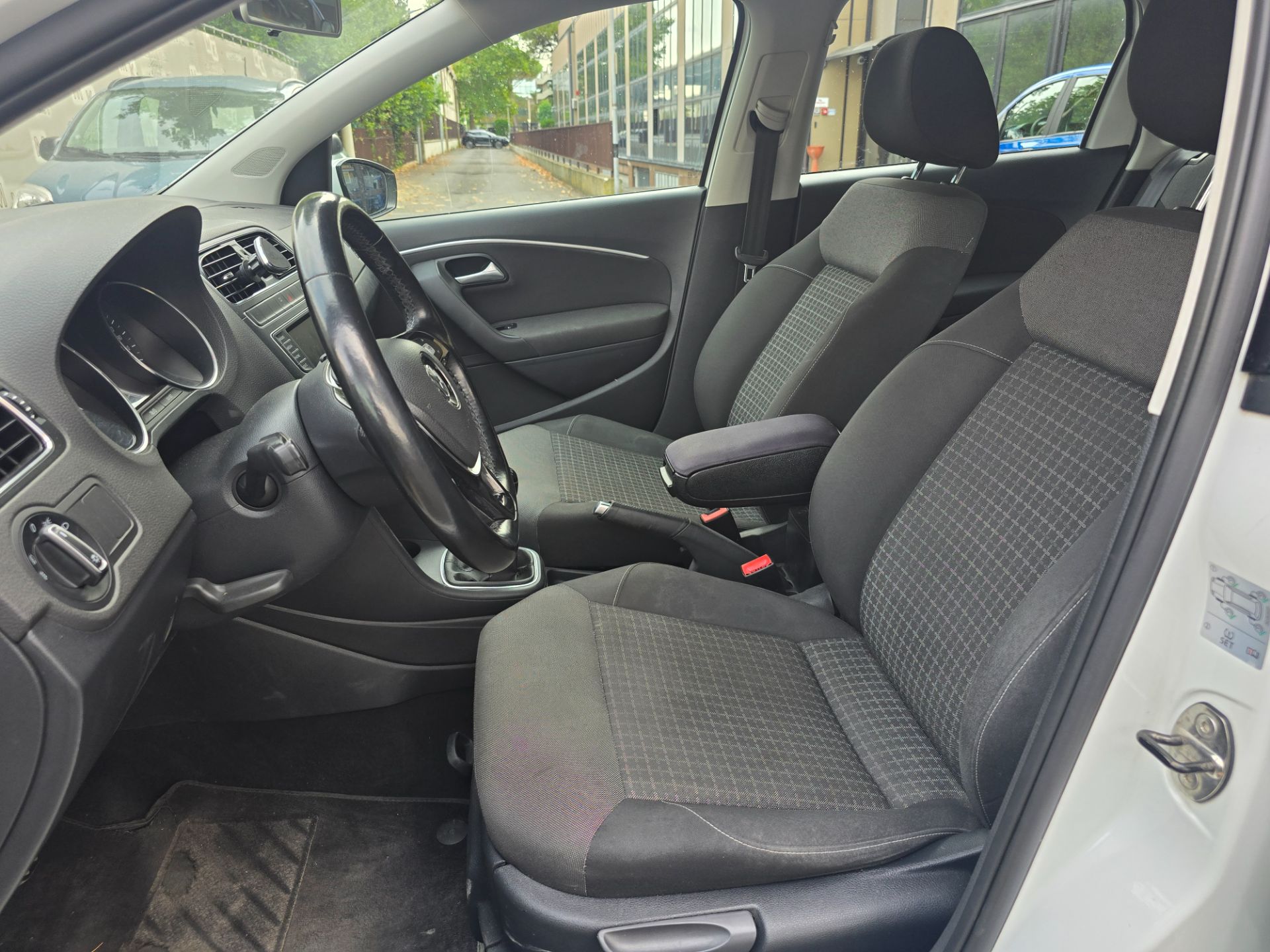 Volkswagen Polo  1.4 TDI 75 cv Diesel Comfortline 5p OK NEOPATENTATI